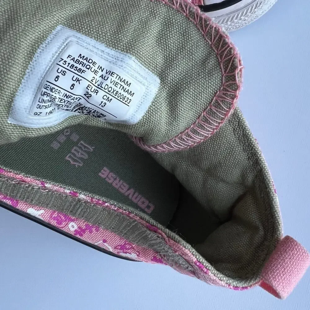 Converse - Picture 6 of 7